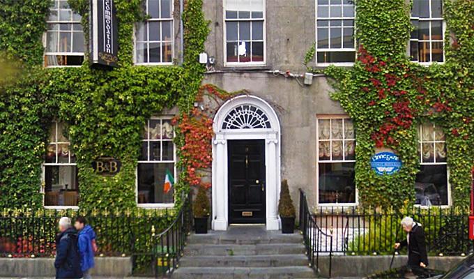 ترالي Finnegans Hostel And B&B Accommodation المظهر الخارجي الصورة