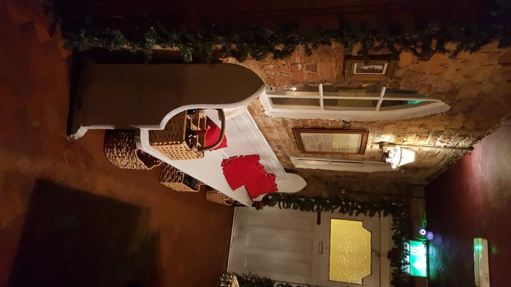 ترالي Finnegans Hostel And B&B Accommodation المظهر الخارجي الصورة